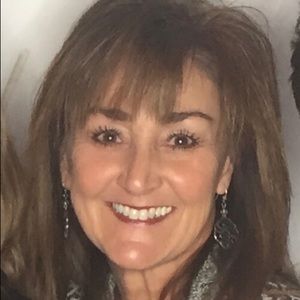 Meet your Posher, Sandy